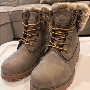 Lugz fur lined boot size 7.5 womens